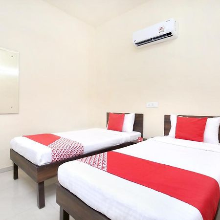 Oyo 16126 Aanantham Hotel Ludhiana Eksteriør billede